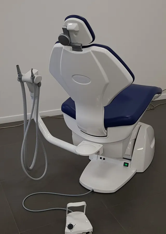 Aimar PRO 04 Plus Fauteuil Dentaire Bras Arrière Aspiration Durr