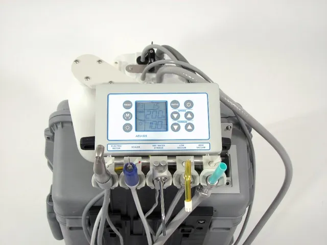 Aimar FDM Monaco valise dentaire autonome avec scaler