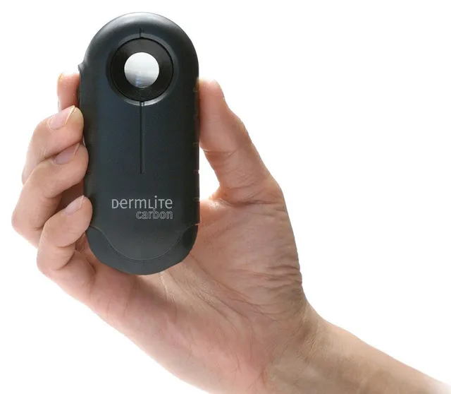 DermLite Carbon DLC dermatoscope poche polarisé 16 LED