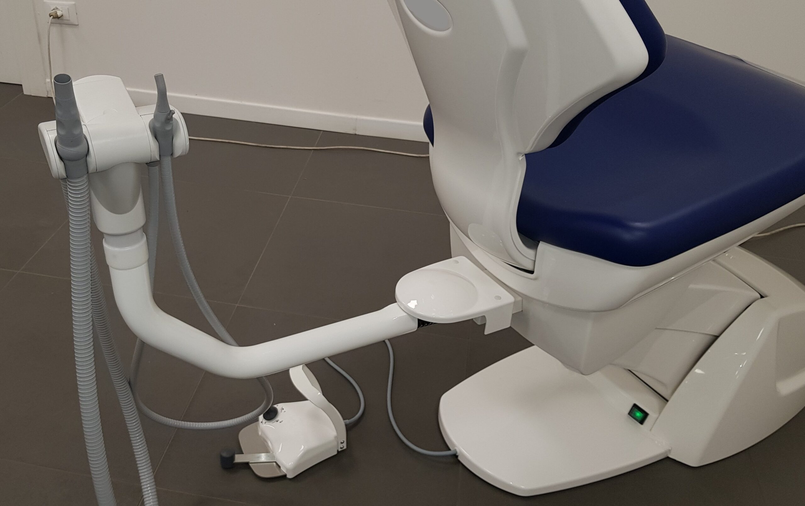 Aimar Fauteuil PRO / ORTHO Bras Arrière Aspiration
