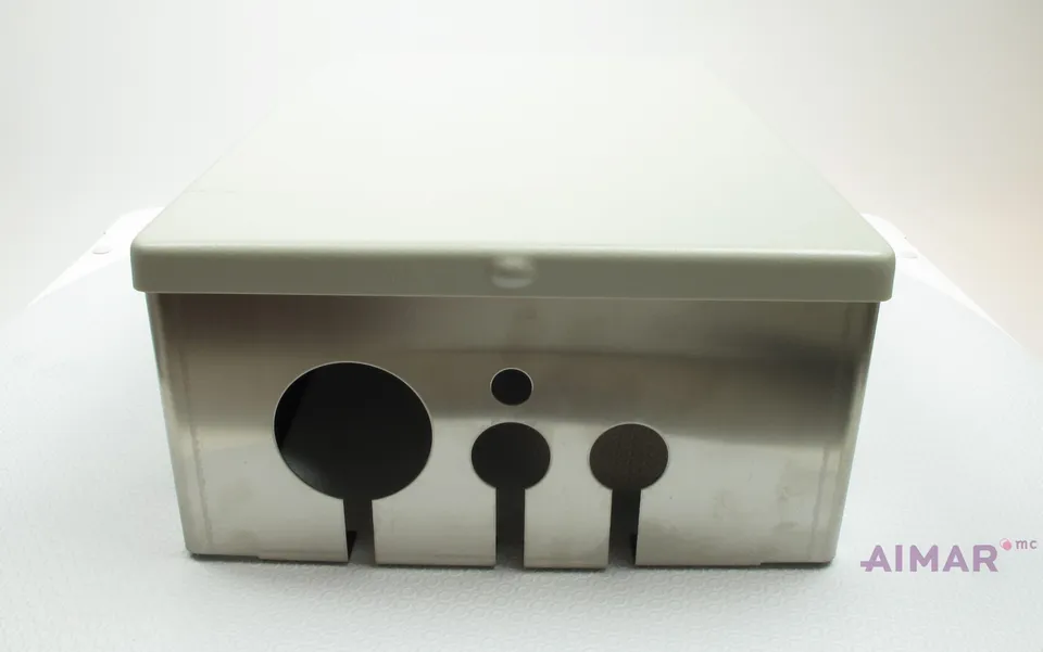 Aimar Boîtier de raccordement inox pièce cabinet dentaire